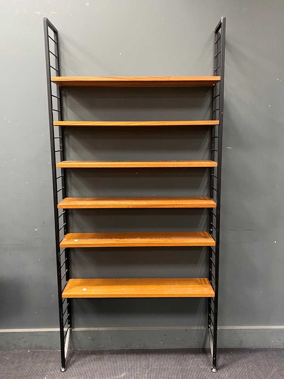 Mid Shelf Rack Lot 752 - Ladderax mid-century shelving racks