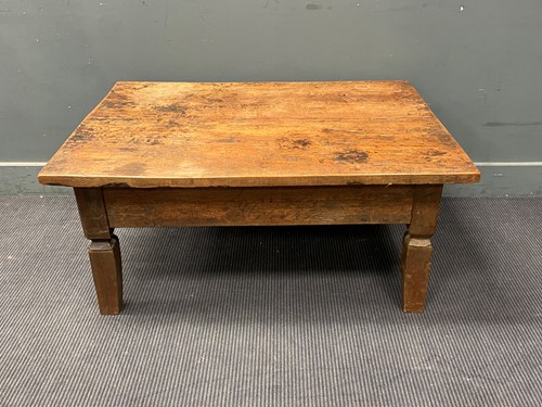 Lot 728 - Hardwood coffee table 49cm x 80cm x 107cm