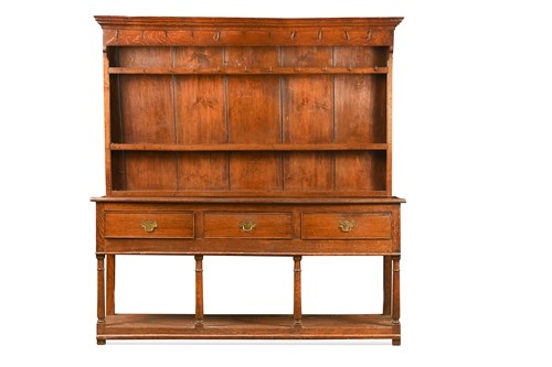 Lot 423 - A George III oak dresser