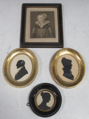 Lot 560 - Three Regency silhouette miniatures, together...