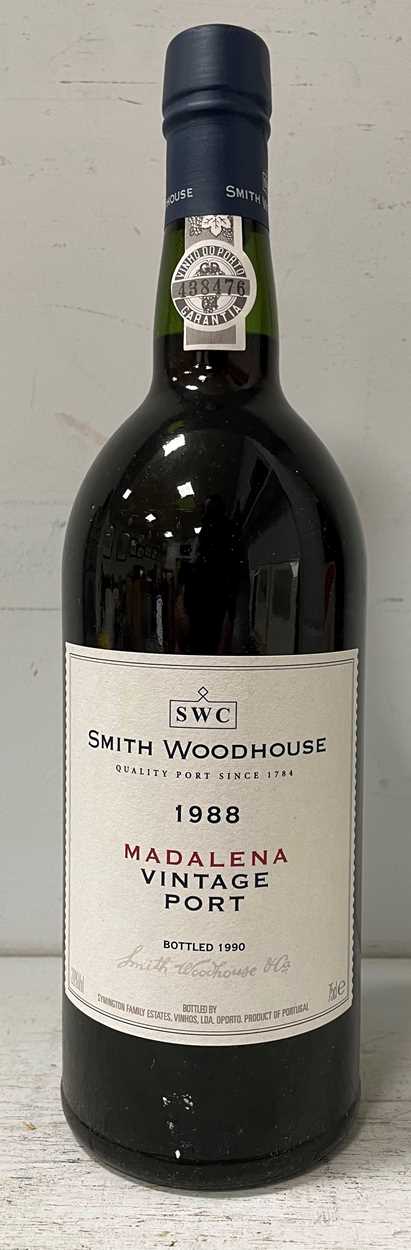 Lot 12 - Smith Woodhouse Madalena Vintage Port 1988