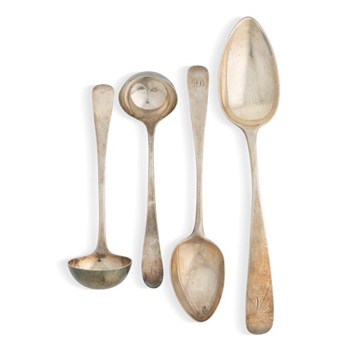 Lot 596 - Edinburgh - A 21-piece harlequin set of silver flatware