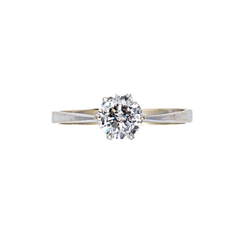 Lot 158 - A single stone diamond ring