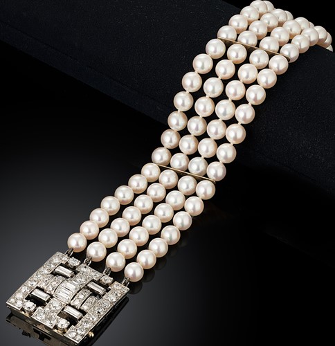 Lot 190 - An early 20th century cultured pearl and diamond bracelet
