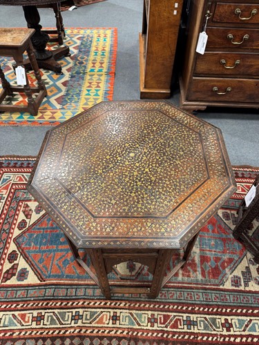 Lot 520 - An Indian table of octagonal form, 19th century