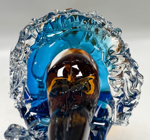 Lot 16 - A Murano glass two-part sculpture of a figure diving through a wave