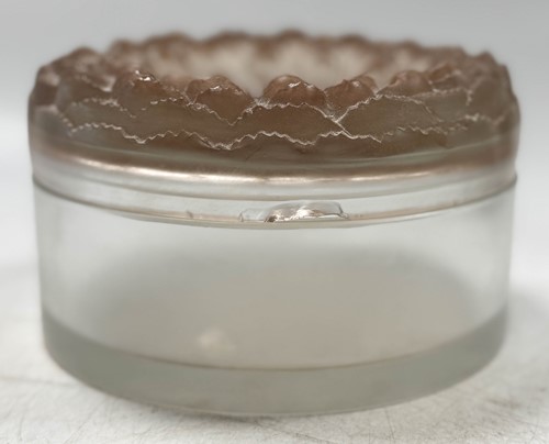 Lot 2 - Dahlia, an R. Lalique frosted and polished glass box and cover, model no. 619