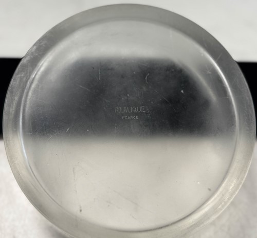 Lot 2 - Dahlia, an R. Lalique frosted and polished glass box and cover, model no. 619