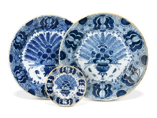 Lot 545 - A pair of Delft blue and white plates, 18th century