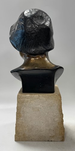 Lot 81 - Attributed to Adolf Joseph (Adolf Josef) Pohl, (1872 -1930), a pair of bronze portrait busts