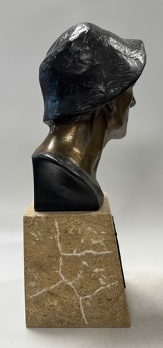 Lot 81 - Attributed to Adolf Joseph (Adolf Josef) Pohl, (1872 -1930), a pair of bronze portrait busts