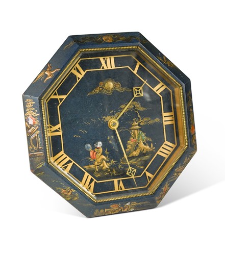 Lot 131 - A Chinoiserie desk clock, early 20th century