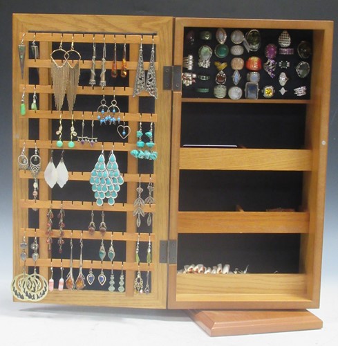 Lot 394 - A large collection of costume jewellery...