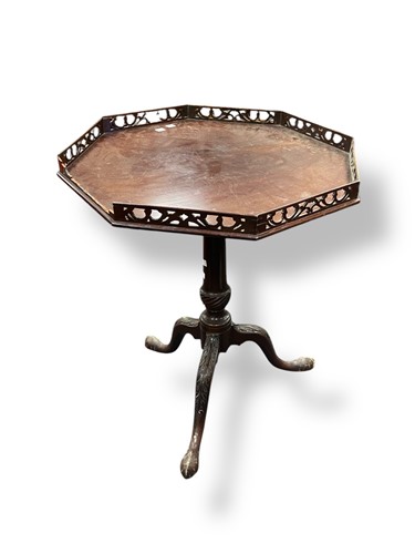 Lot 610 - 19th century tilt top mahogany tripod table,...