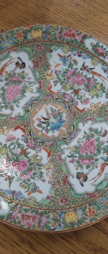 Lot 15 - A 19th century Canton Famille Verte plate...