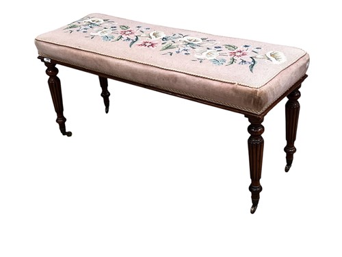 Lot 736 - A 19th century mahogany window seat. The...