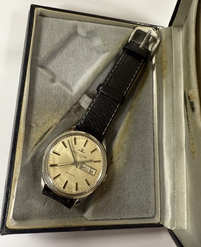Lot 246 - Jaeger-LeCoultre - A steel 'Club' wristwatch
