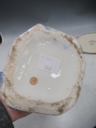 Lot 13 - Ceramics to include: two Wedgwood ceramic bin...