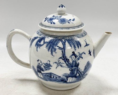 Lot 14 - A Chinese blue and white teapot, Qianlong Emperor, circa 1770