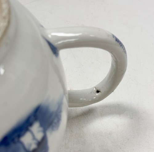 Lot 14 - A Chinese blue and white teapot, Qianlong Emperor, circa 1770