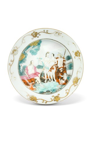 Lot 19 - A Chinese famille rose ‘Judgement of Paris' plate, mid-18th century