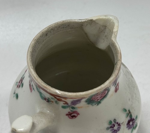 Lot 14 - Two Chinese famille rose sauceboats, Qianlong, circa 1780