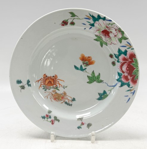 Lot 21 - Five Chinese porcelain export plates