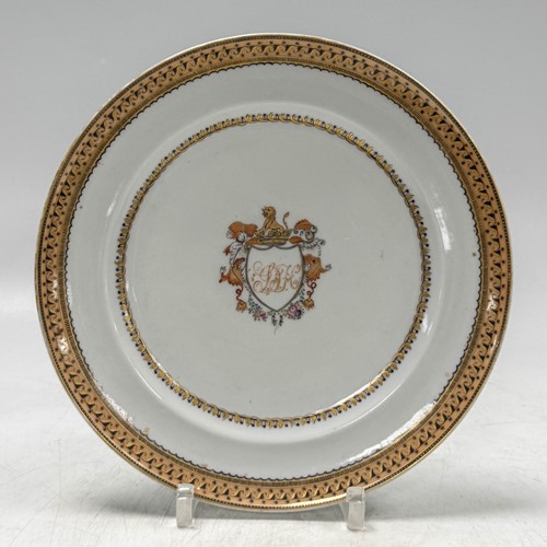 Lot 21 - Five Chinese porcelain export plates