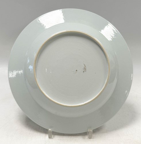 Lot 21 - Five Chinese porcelain export plates