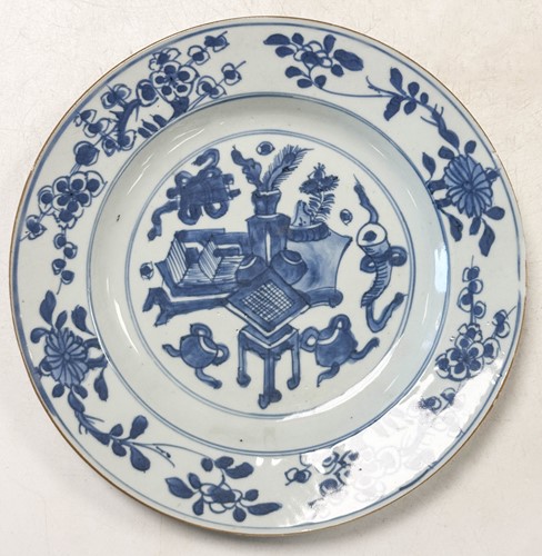 Lot 23 - Fourteen Chinese export blue and white plates, Kangxi and later