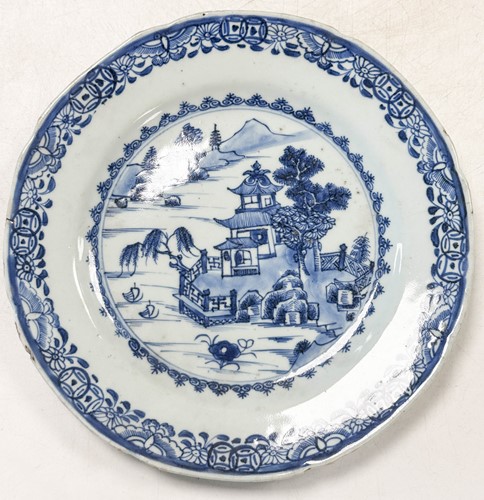 Lot 23 - Fourteen Chinese export blue and white plates, Kangxi and later
