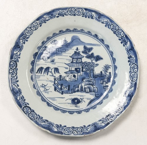 Lot 23 - Fourteen Chinese export blue and white plates, Kangxi and later