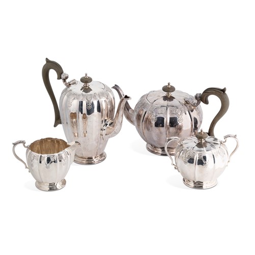Lot 900 - An Elizabeth II silver 4-piece tea set