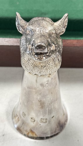Lot 573 - A set of 6 Elizabeth II silver stirrup cups