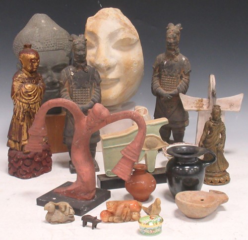 Lot 152 - Various collectables to include, two Chinese...