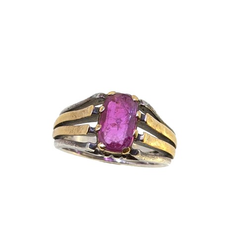Lot 133 - A Burmese ruby ring