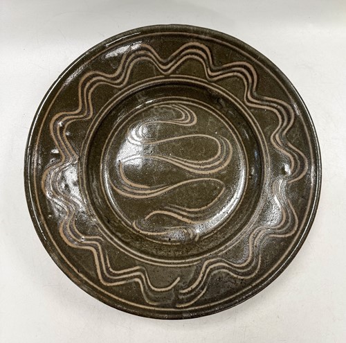 Lot 53 - Michael Cardew (1901-1983) for Wenford Bridge, a large studio pottery dish, circa 1975