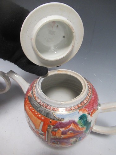 Lot 6 - A group of Mandarin porcelain, 18th century,...