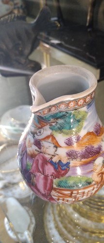 Lot 6 - A group of Mandarin porcelain, 18th century,...