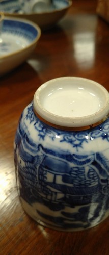 Lot 7 - A collection of Chinese blue and white tea...