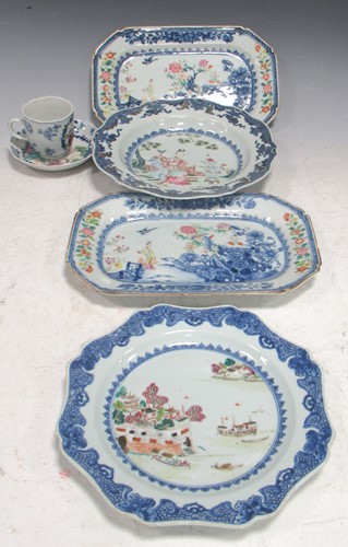 Lot 85 - A pair of Chinese canted rectangular serving...