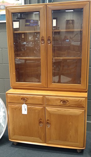 Lot 274 - An Ercol 'Windsor' elm bookcase