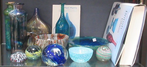Lot 132 - Mdina and Isle of Wight glass collection - 4...