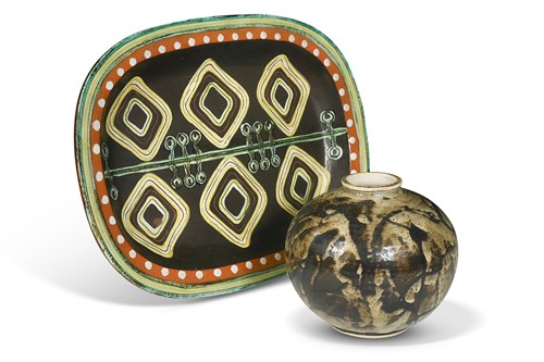 Lot 54 - Barbara Cass (1921-1992), an ovoid vase