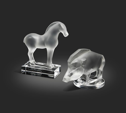 Lot 6 - Sanglier, a modern Lalique frosted glass paperweight