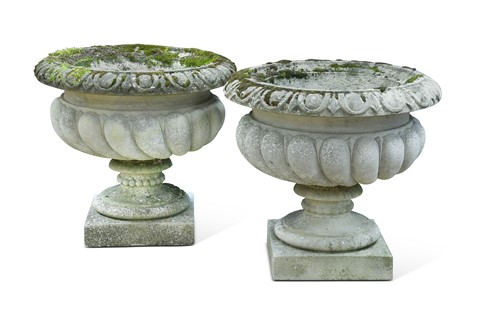 Lot 736 - A pair of Haddonstone Westonbirt composite stone urns