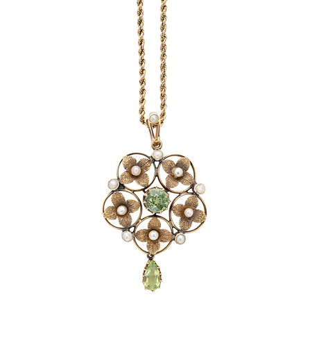 Lot 1 - An Edwardian peridot and seed pearl pendant and chain