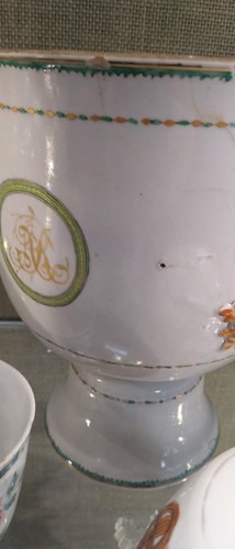 Lot 16 - Large 19th century Chinese export bowl with...