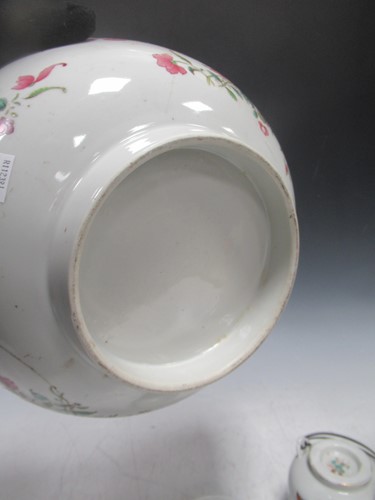 Lot 16 - Large 19th century Chinese export bowl with...
