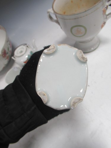 Lot 16 - Large 19th century Chinese export bowl with...